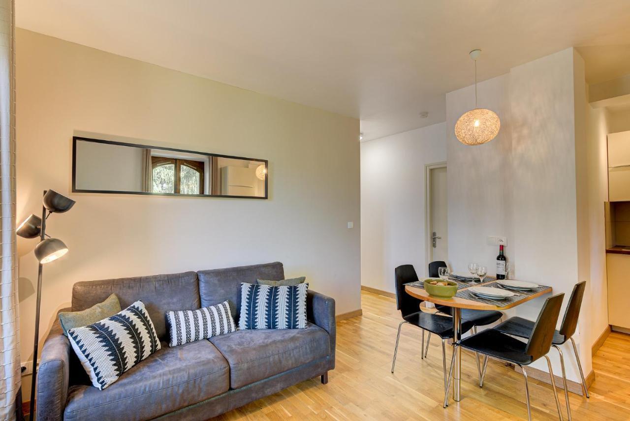 Apartment La Roseraie - Alpes Travel - Central 샤모니 외부 사진
